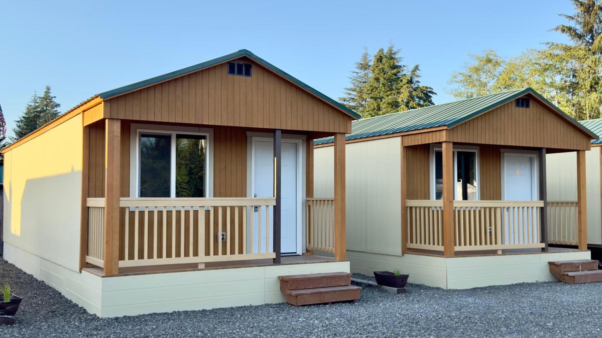 Far West Cabin-Tiny Homes Rental Forks Eksteriør billede